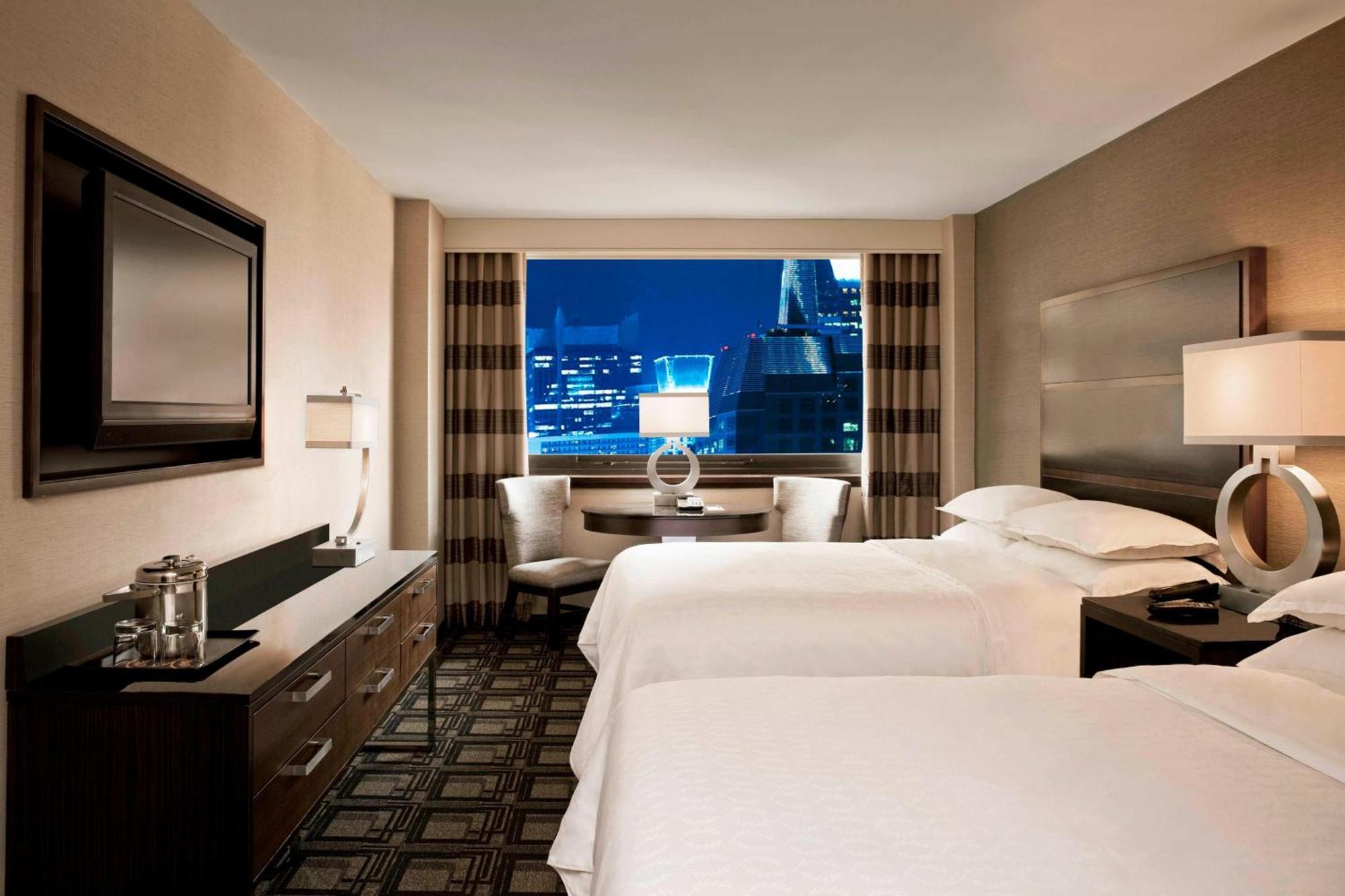 Sheraton New York Times Square Hotel Exterior foto
